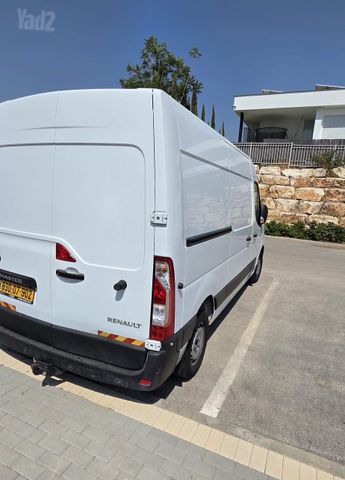 רנו מאסטר