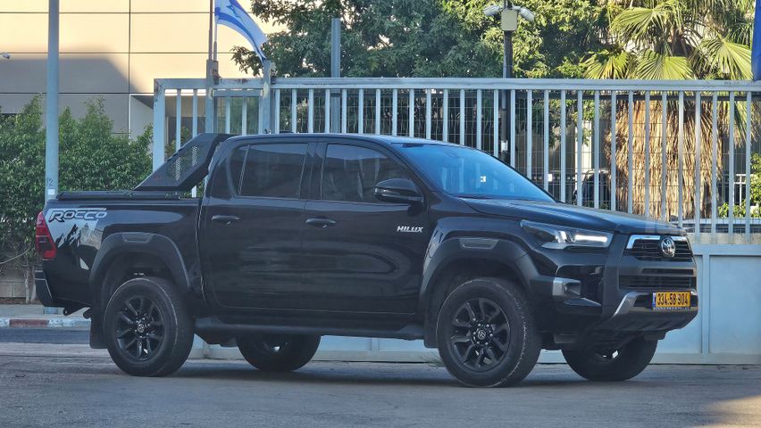 מודעת רכב טויוטה היילקס