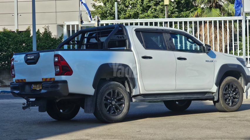 טויוטה היילקס