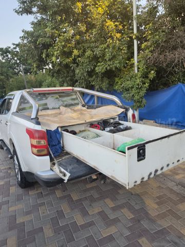 מיצובישי טרייטון / L200