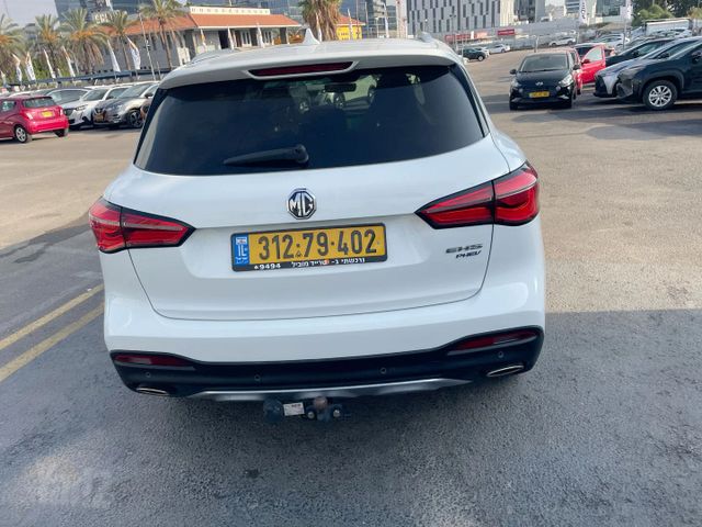 אם ג'י EHS PHEV