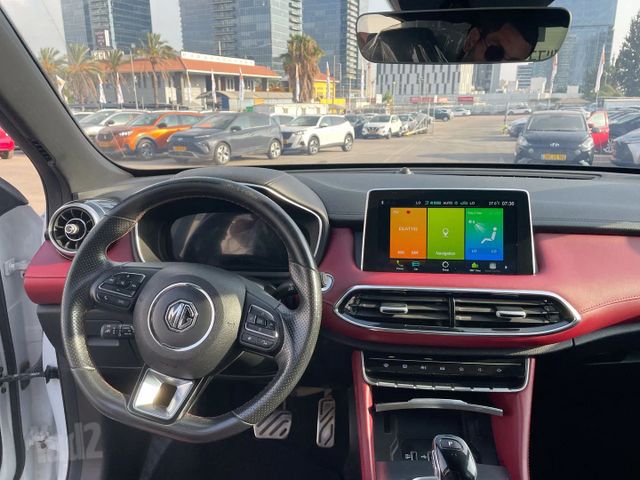אם ג'י EHS PHEV