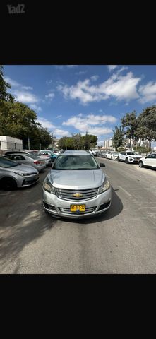 שברולט טראוורס