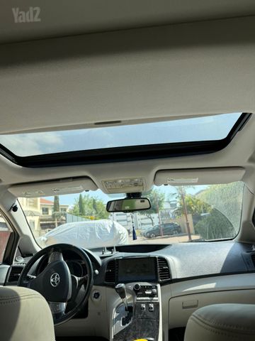 טויוטה ונזה
