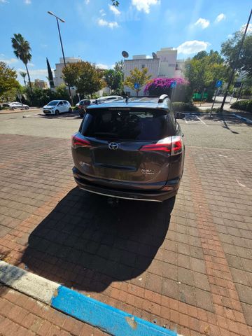 טויוטה RAV4