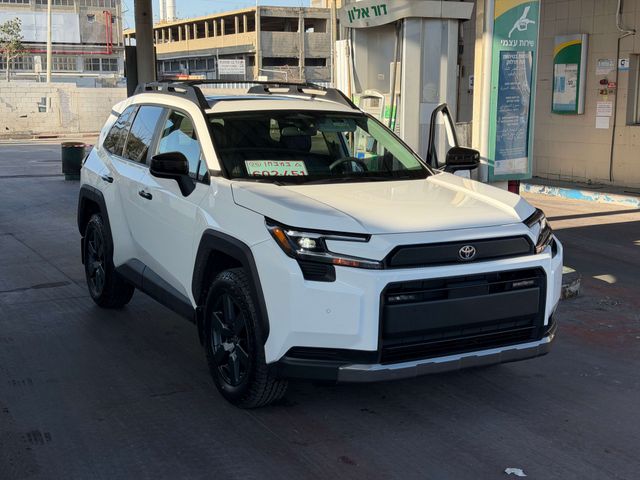 טויוטה RAV4