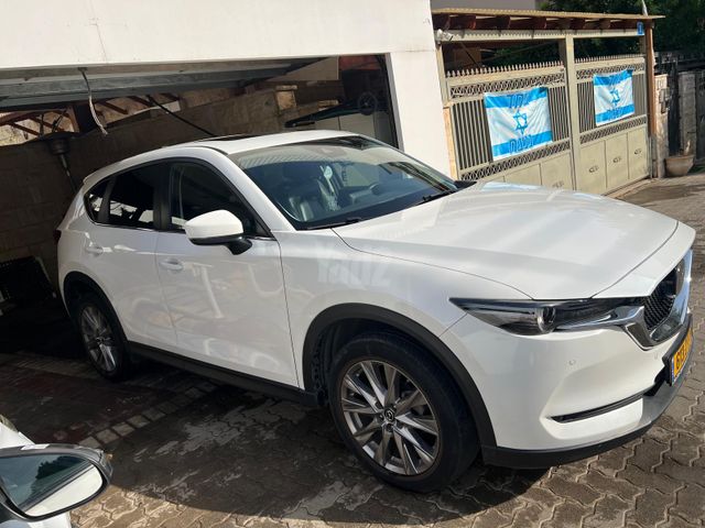מודעת רכב מאזדה CX-5