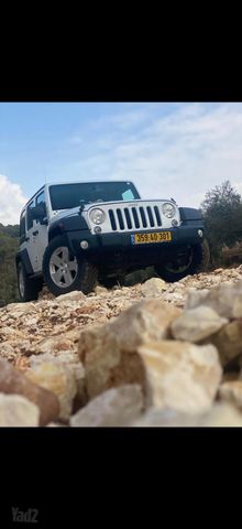 רנגלר Sport אוט׳ פנאי-שטח 5 מק 5 דל 3.6 (280 כ״ס)