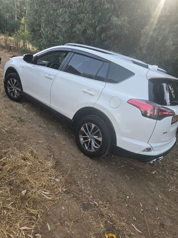 מודעת רכב טויוטה RAV4