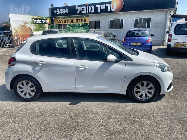 מודעת רכב פיג'ו 208 1