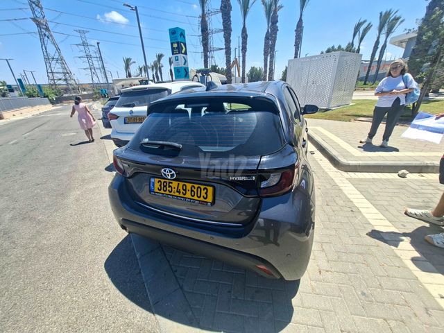 מודעת רכב טויוטה יאריס
