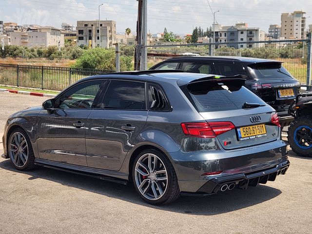 אאודי S3