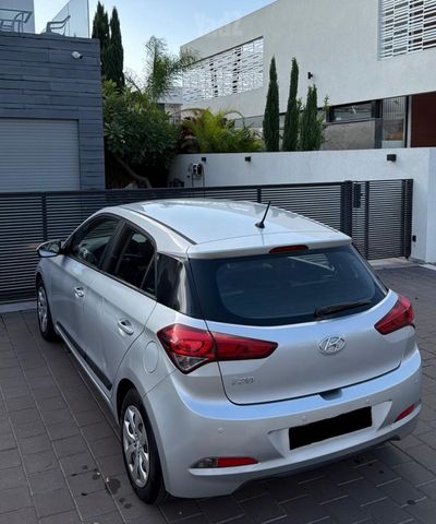 מודעת רכב יונדאי i20