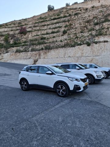 פיג'ו 3008