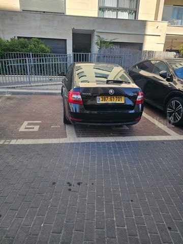 סקודה אוקטביה