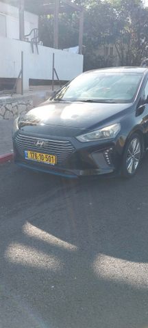 יונדאי איוניק