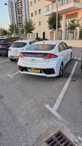 מודעת רכב יונדאי איוניק
