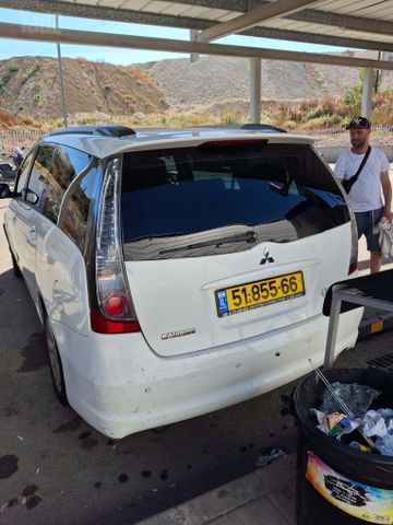 מיצובישי גרנדיס