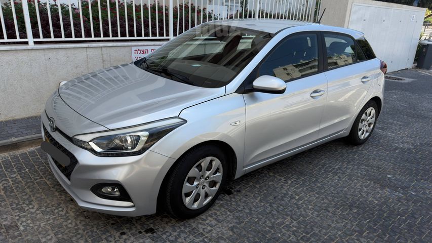מודעת רכב יונדאי i20