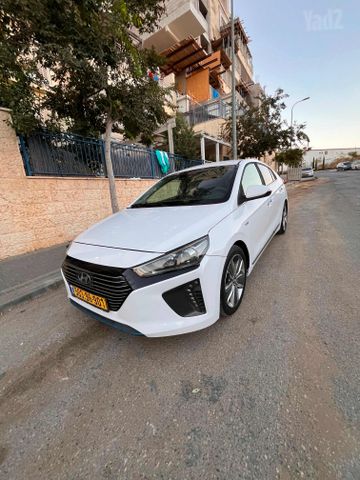 יונדאי איוניק