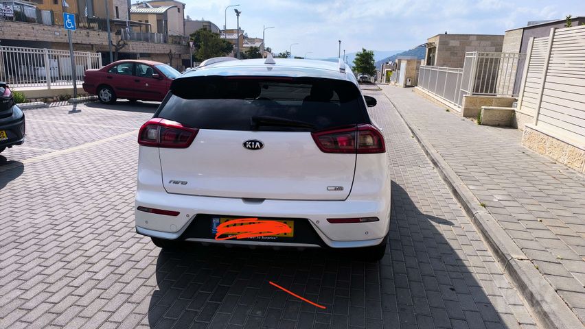 קיה נירו