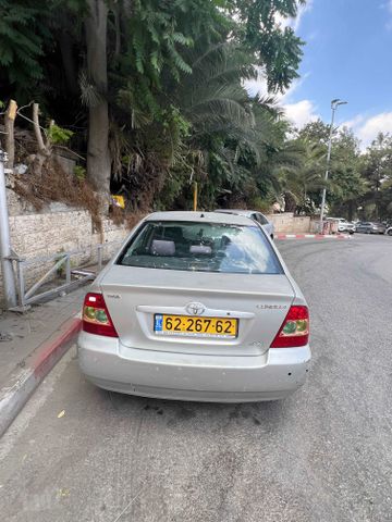 טויוטה קורולה