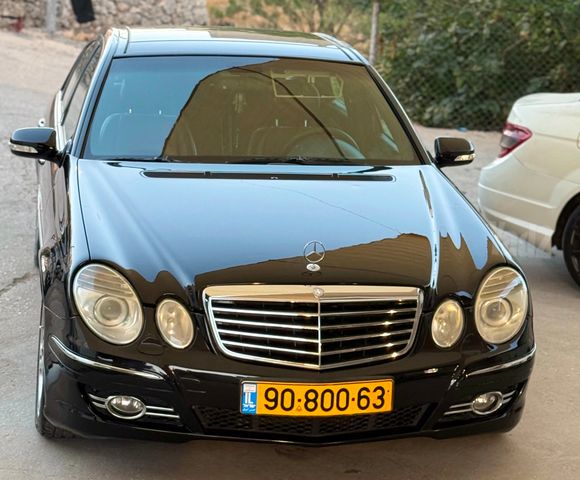 מודעת רכב מרצדס-בנץ E-class