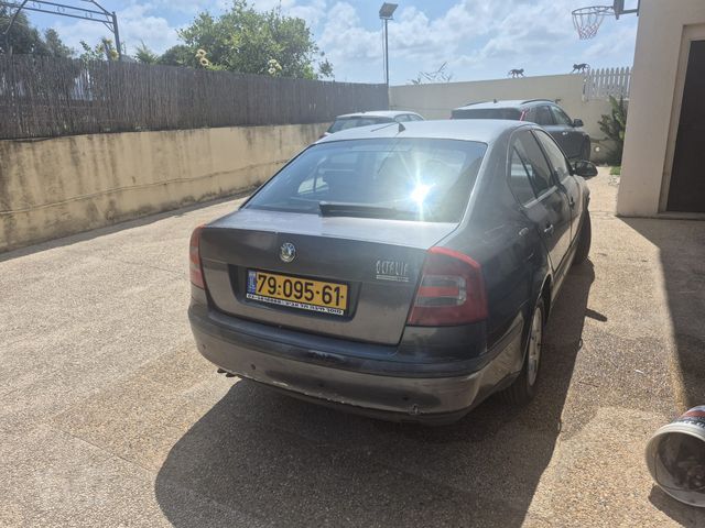 סקודה אוקטביה