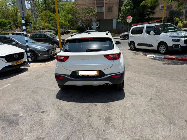 קיה סטוניק