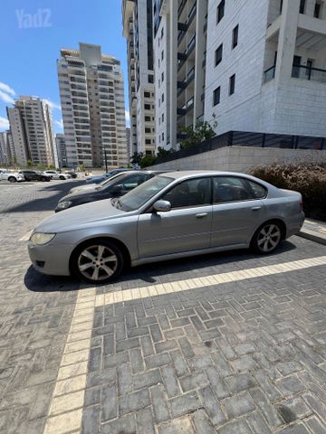 מודעת רכב סובארו B4/לגאסי