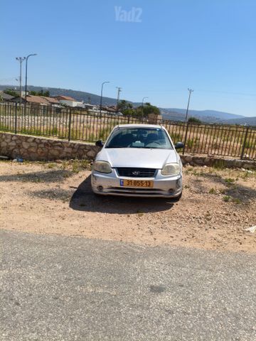 יונדאי אקסנט i25