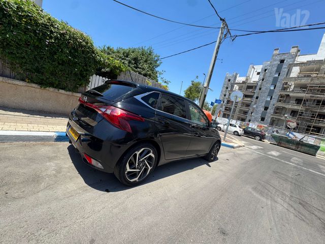 יונדאי i20