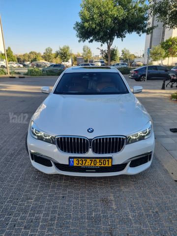 מודעת רכב ב מ וו סדרה 7