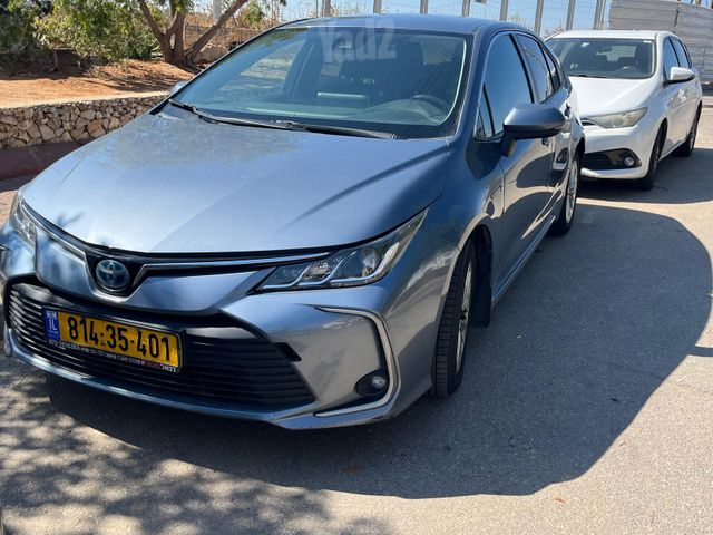 מודעת רכב טויוטה קורולה