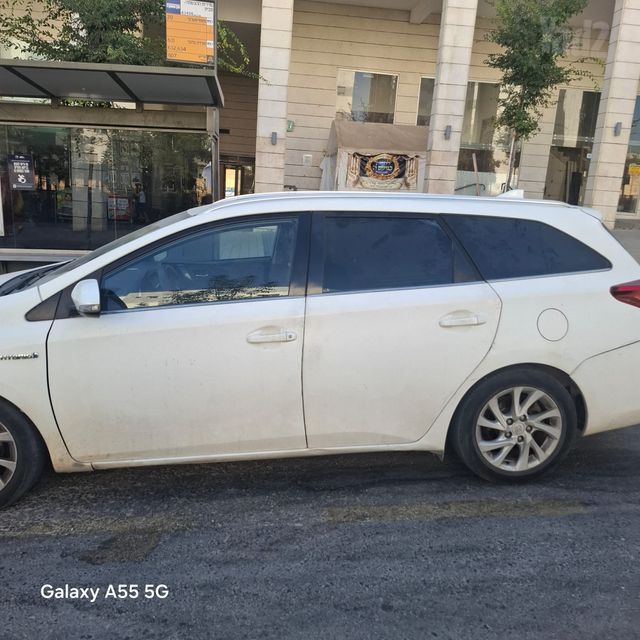 מודעת רכב טויוטה אוריס