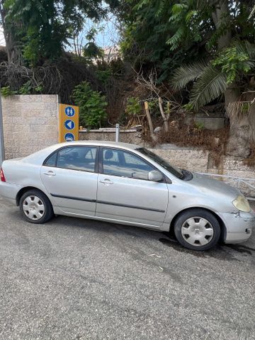 טויוטה קורולה