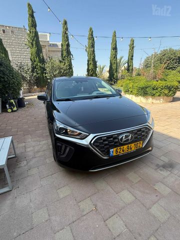 יונדאי איוניק
