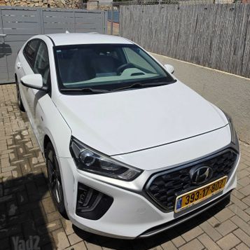 יונדאי איוניק