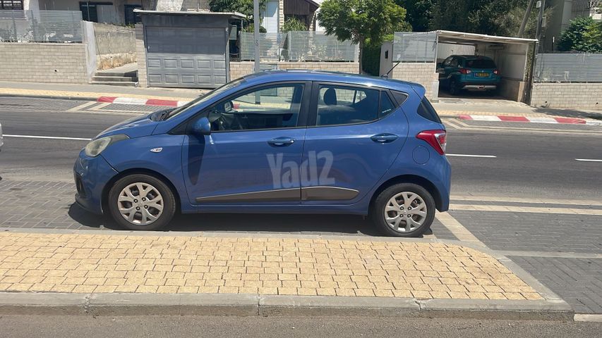 יונדאי i10