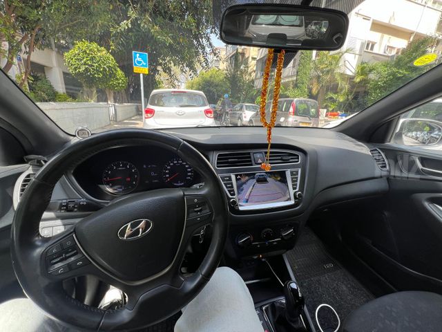 יונדאי i20