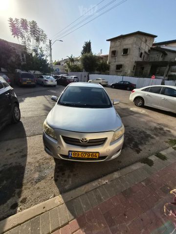 טויוטה קורולה