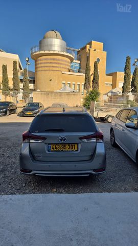 טויוטה אוריס