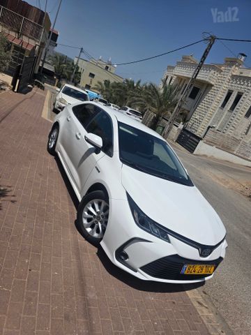 טויוטה קורולה