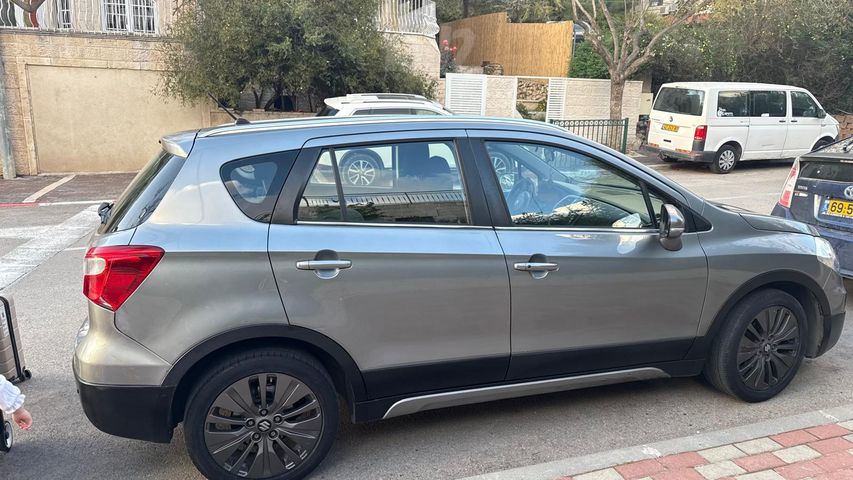 סוזוקי קרוסאובר