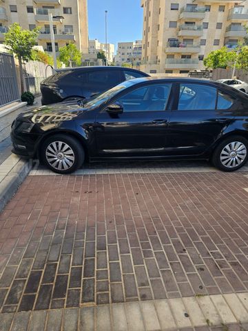 סקודה אוקטביה