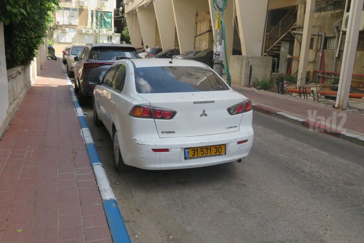 לנסר Instyle אוט׳ 1.6 (117 כ״ס)