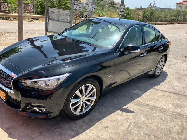 אינפיניטי Q50