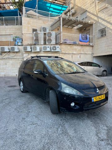 מיצובישי גרנדיס