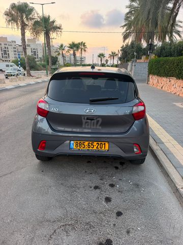 יונדאי i10