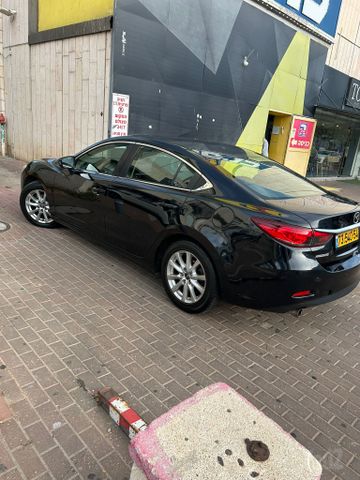 מאזדה 6